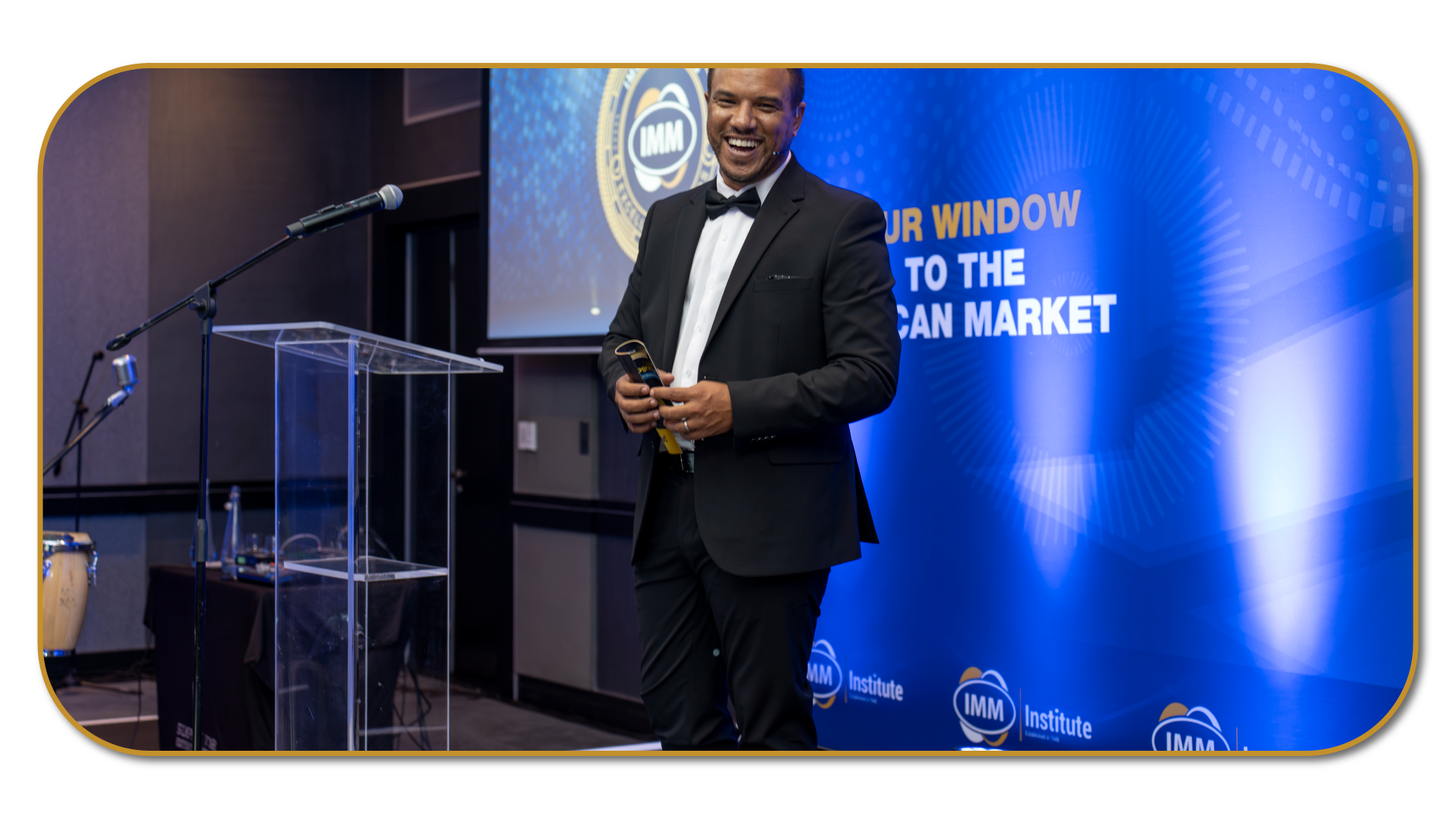 Pictures Carousel-02