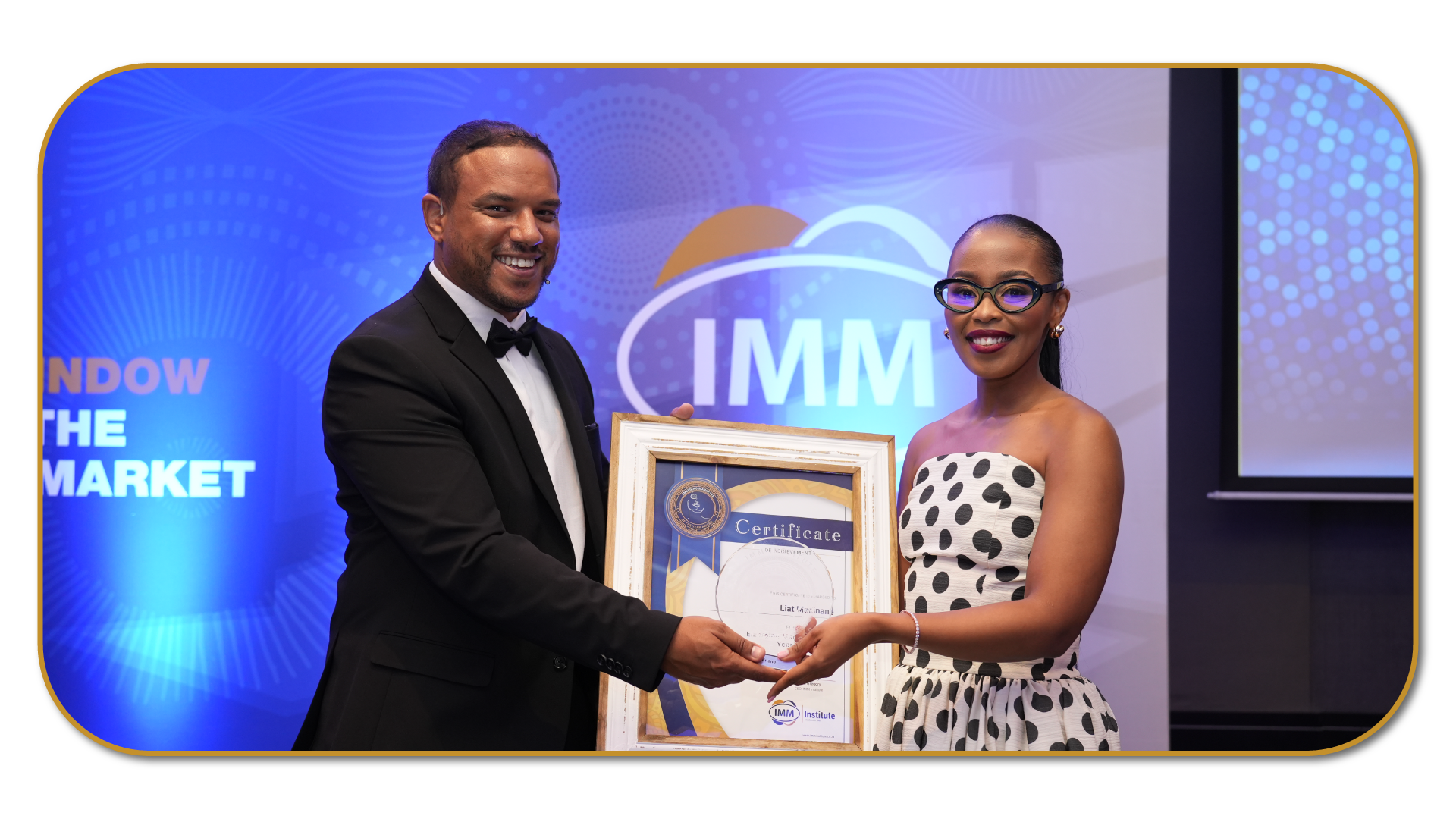 Pictures Carousel-05