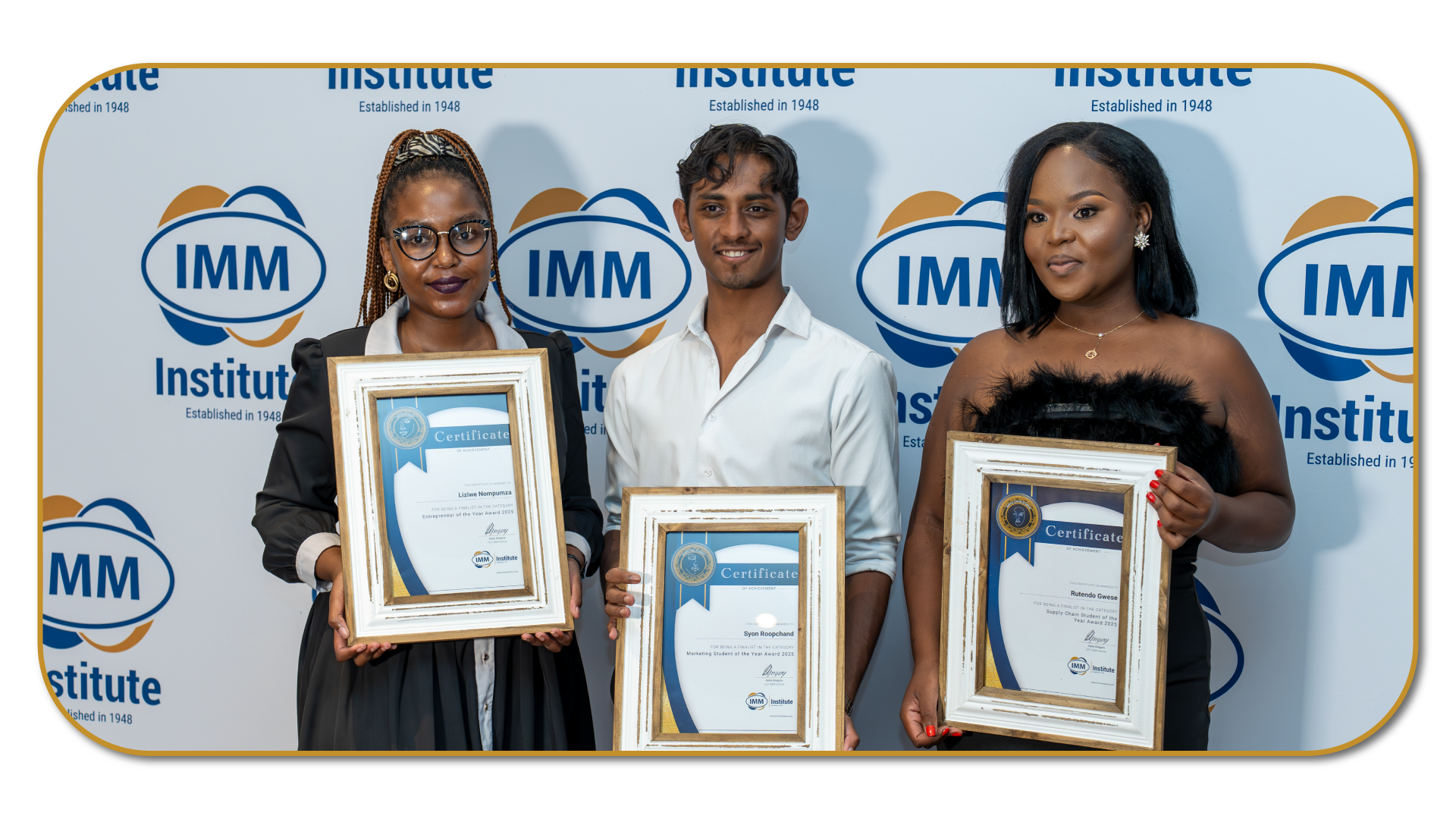 Pictures Carousel-08